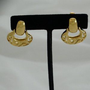 Givenchy Gold Tone Cutout Design Small Door Knocker Clip On Earrings